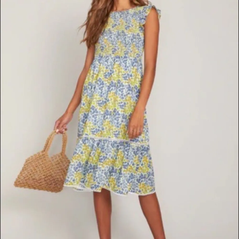 Lost + Wander Smocked Bodice S/S Blossom & Bloom Blue Yellow Floral Dress Sz L - Image 2