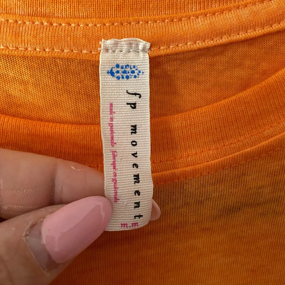 Free People Movement Women size Medium Orange Short Sleeve Shirt Active T-Shirt - Image 2