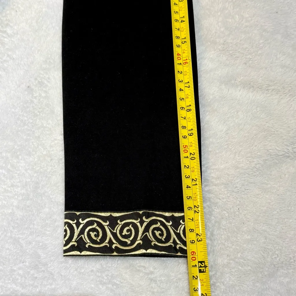 Jessica Howard Velvet Tunic Jacket w/ Gold Trim • Vintage Set Top - Image 9