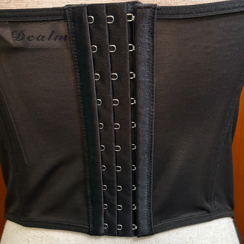 Dealmore Elegant Black Lace Bustier Size M - Image 9