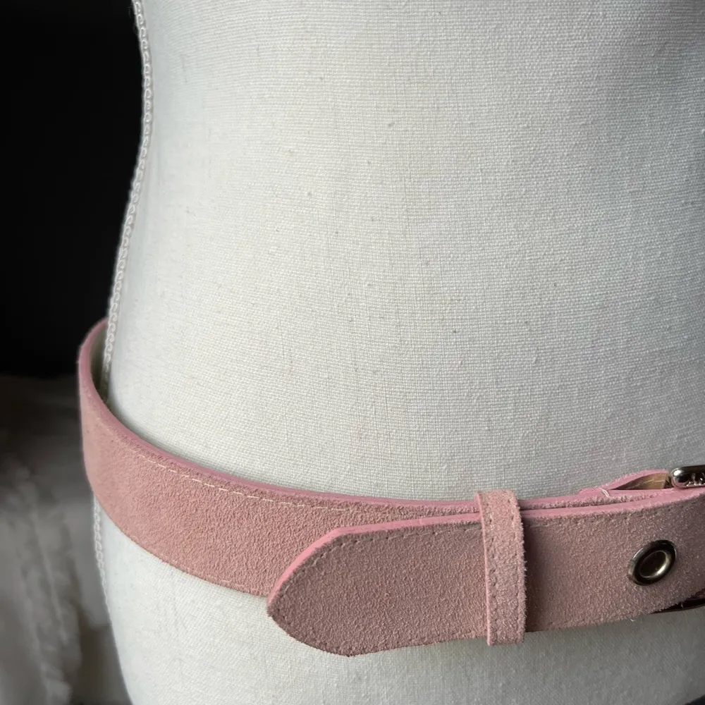 Pink suede leather belt 30 to 35 inches New York & company Size L - Image 5