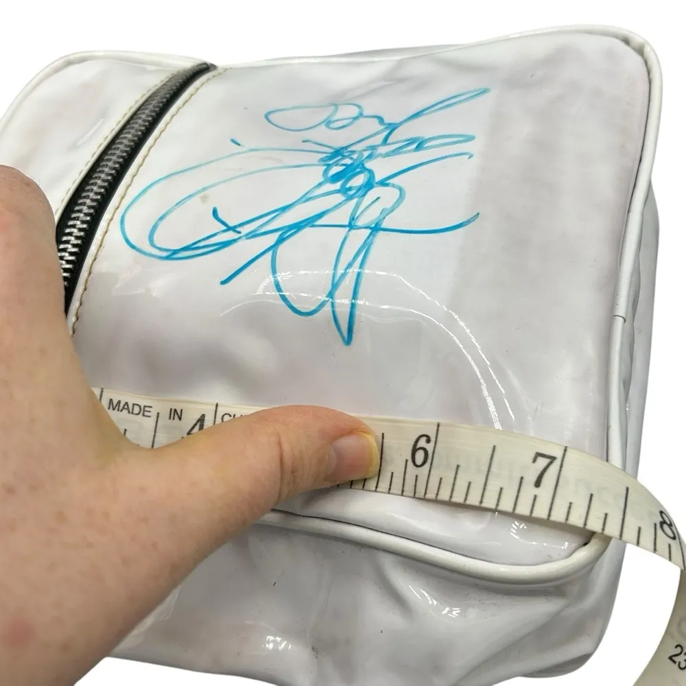 RARE KATHARINE MCPHEE AUTOGRAPHED BACKPACK FIRST TOUR AT SIX FLAGS UNIQUE - Image 8