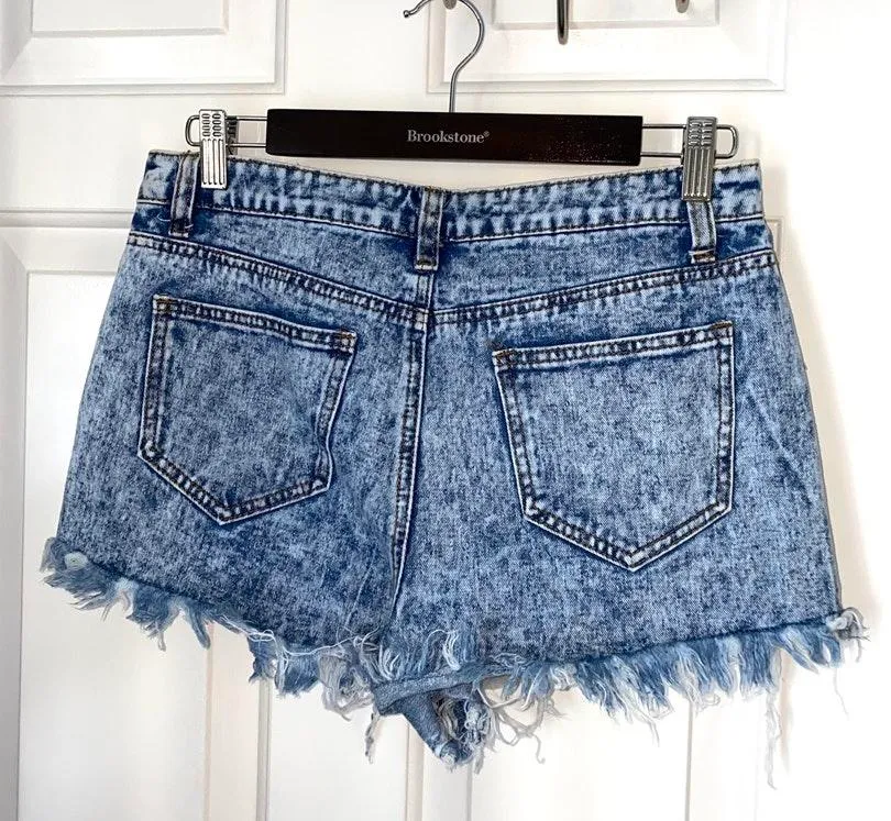 Boom Boom Jeans Size 9 Silver Studded High Waisted Ripped Jean Shorts - Image 4