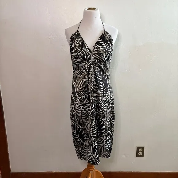 Avec Les Filles NWT Black Palm Allover Printed Halter‎ Satin Midi Dress Large - Image 2
