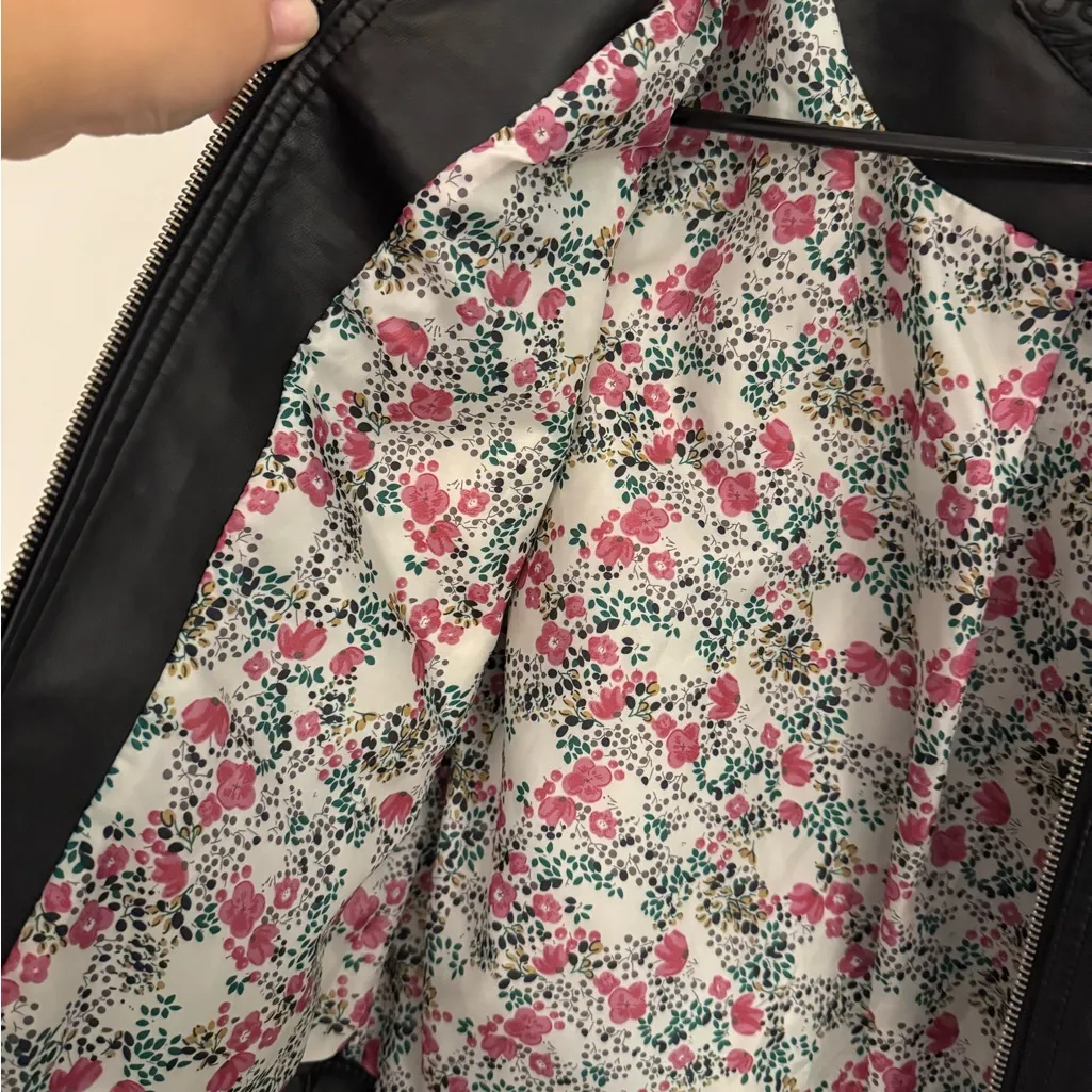 Women's Black Leather Jacket - Image 3