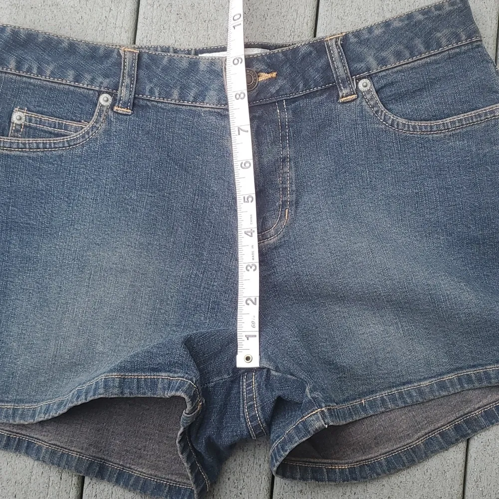 Old Navy Stretch Darkwash Denim Shorts 3n Inseam | Old Navy Stretch Denim Shorts - Image 5