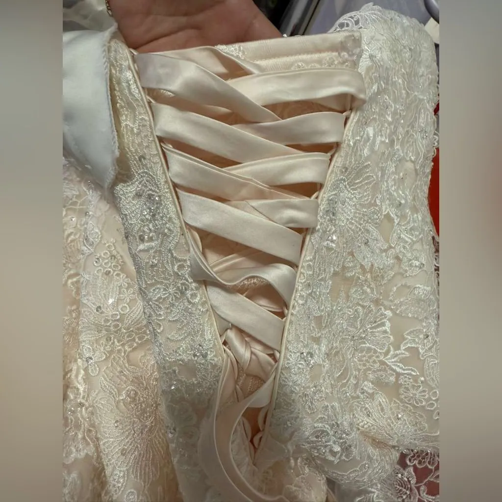 Maggie Sottero Ivory Bridal Gown White Size undefined - Image 10