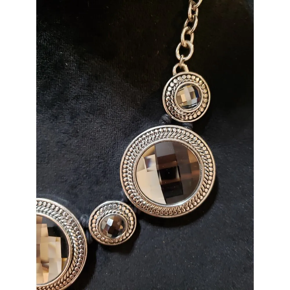 Women Fashion Silver Plated Encrusted Faceted Crystal Sparkle Statement Necklace - Image 4