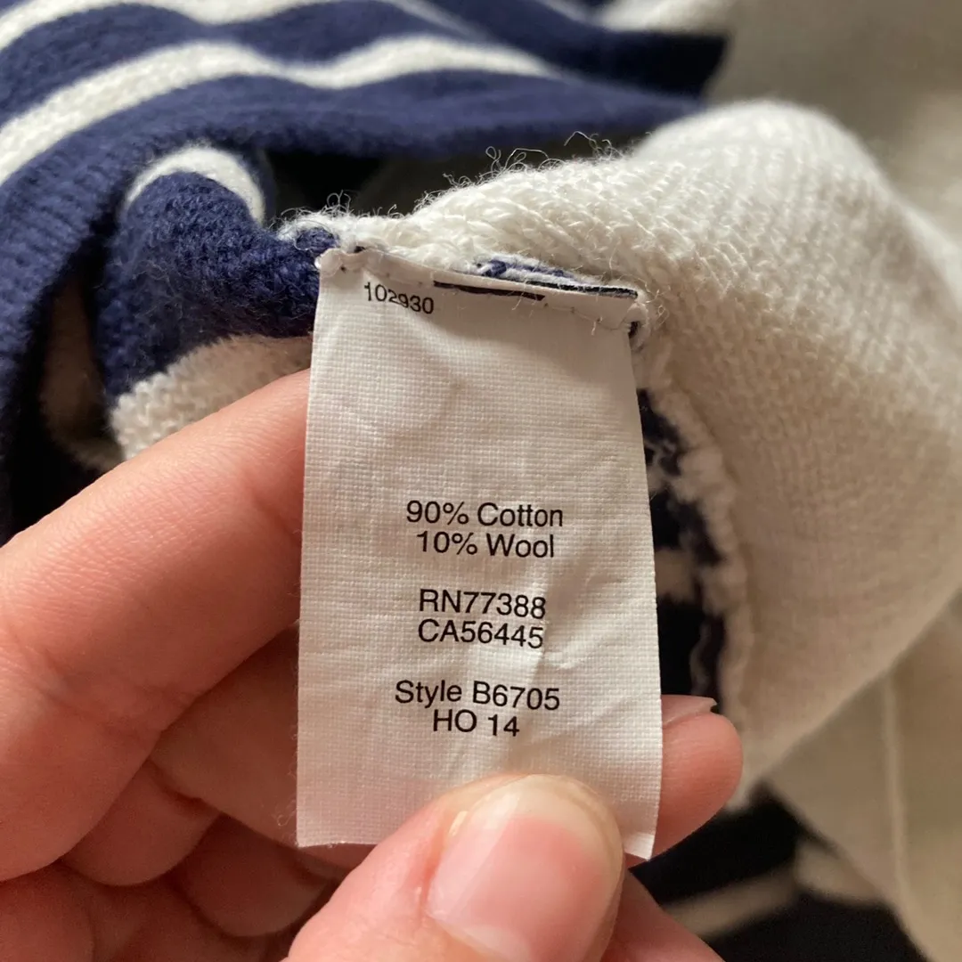 Shoulder Zip Striped Sweater - Image 10