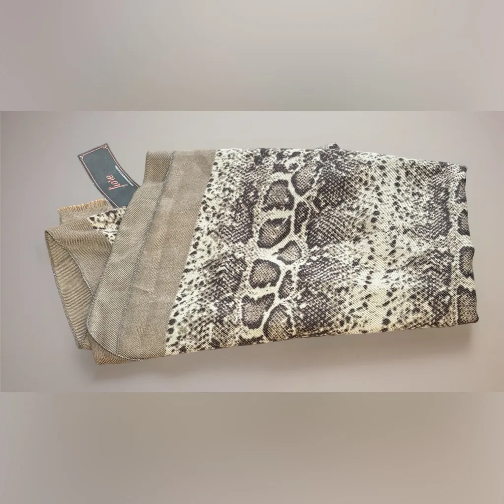 Fiore Snake Print Scarf with Brown Accents - Image 2
