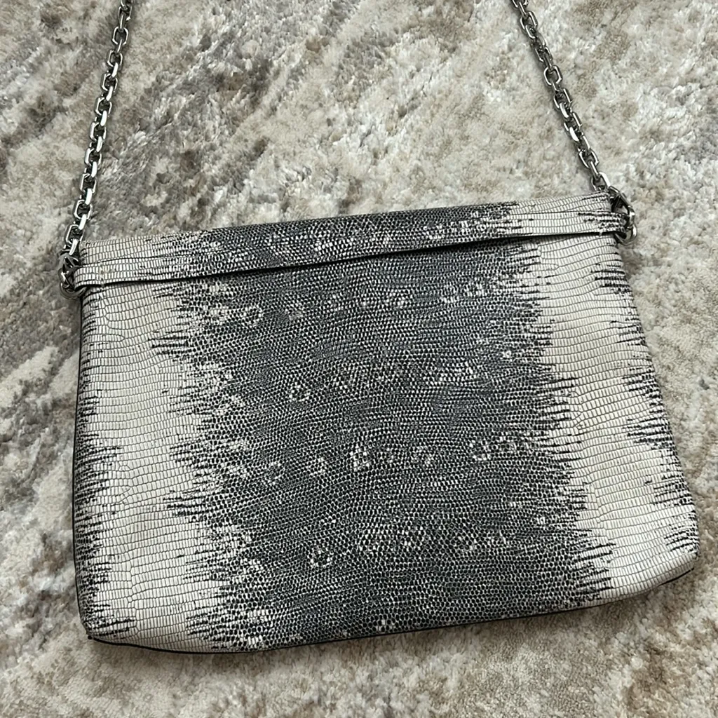 tory burch unique snakeskin ombré handbag with chain strap - Image 7