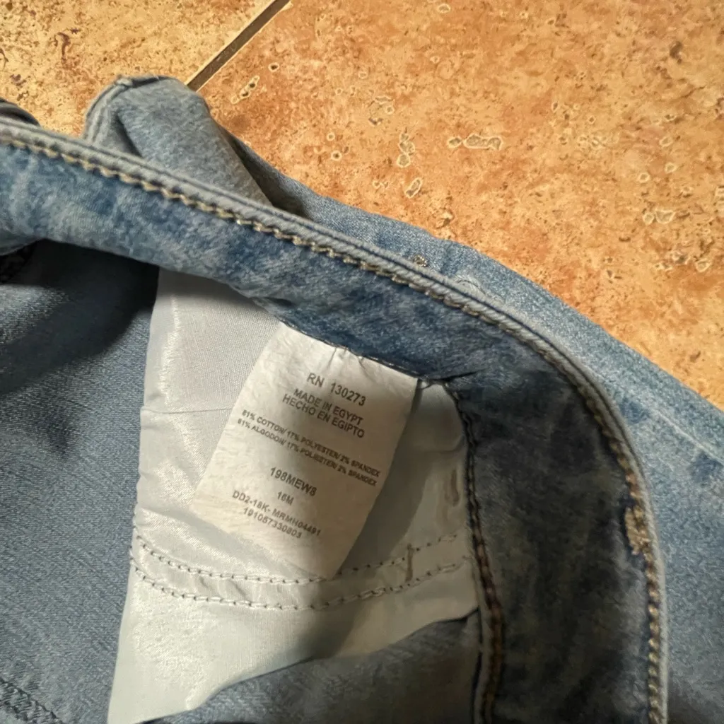 Lee Riders Midrise Capri Jeans:size 16M - Image 5