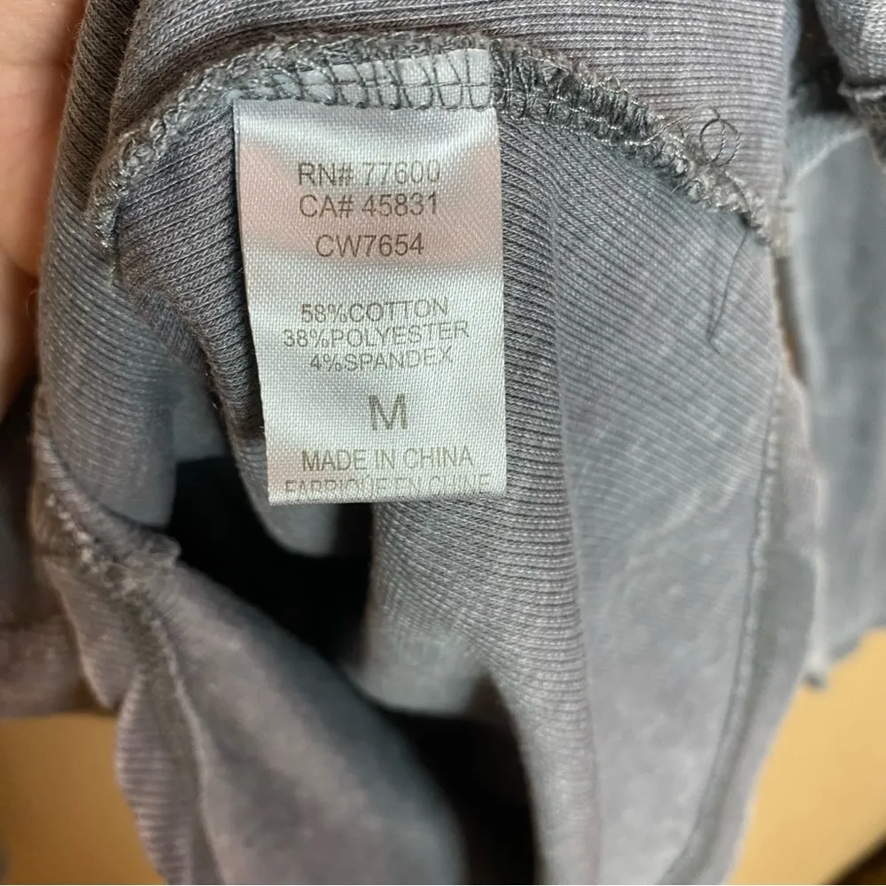 Gray Ruffles button Henley Size Medium - Image 3