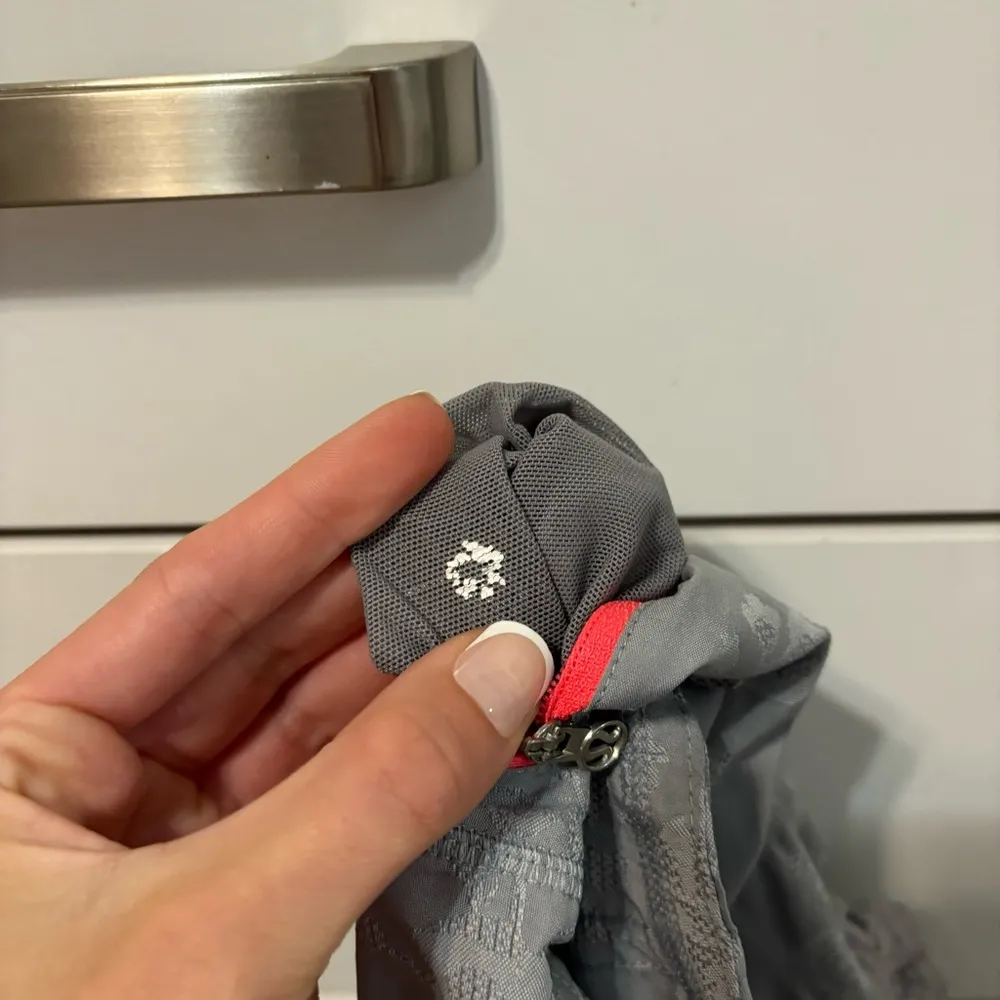 Lululemon Grey Shorts - Image 6