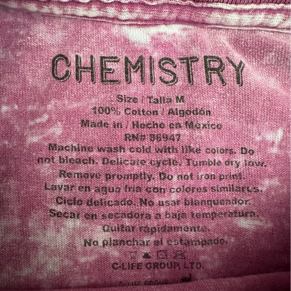 Chemistry Women’s Graphic Long Sleeve T-shirt Size M - Image 10