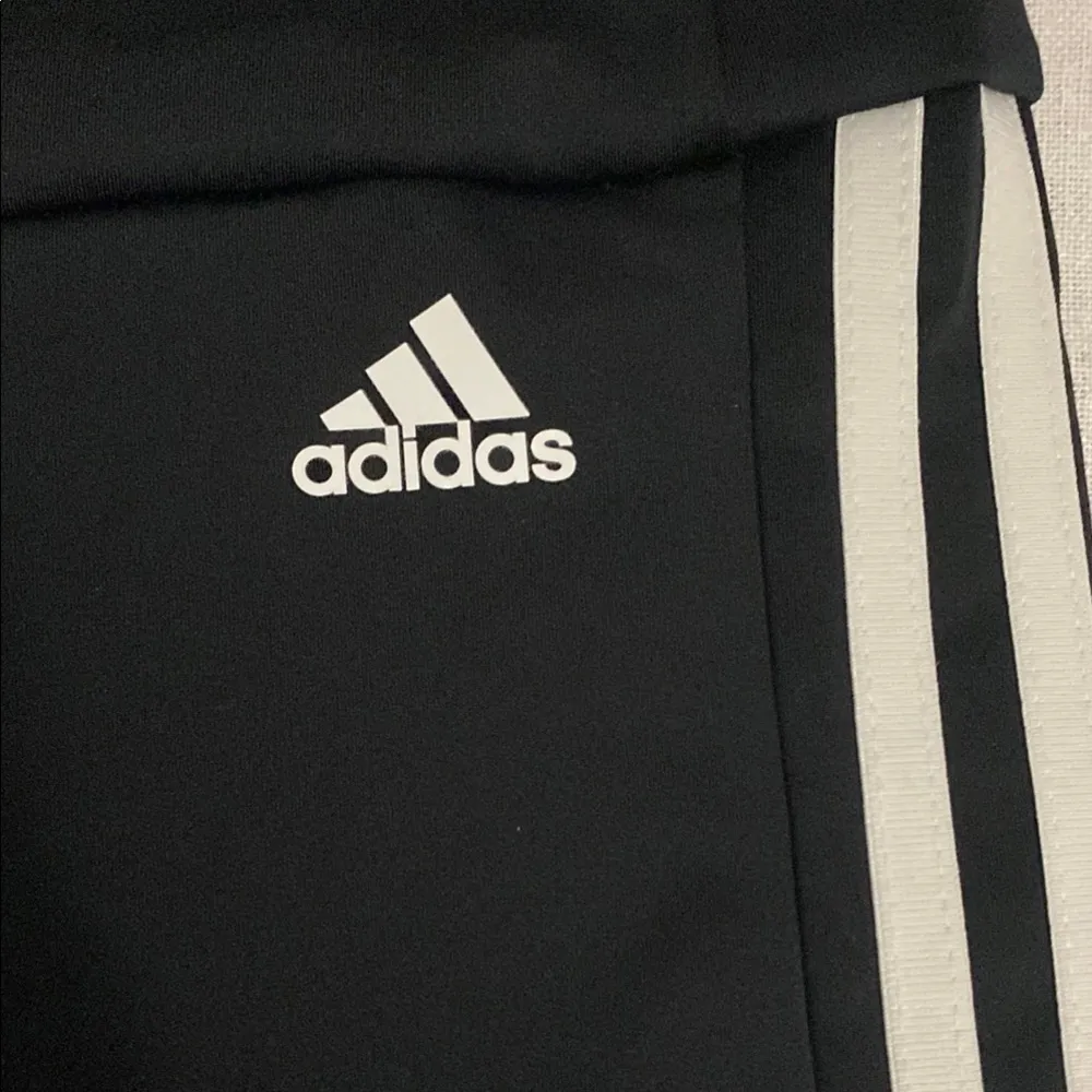 Adidas Aeroready women’s  Black fitted bike style Shorts size S - Image 3