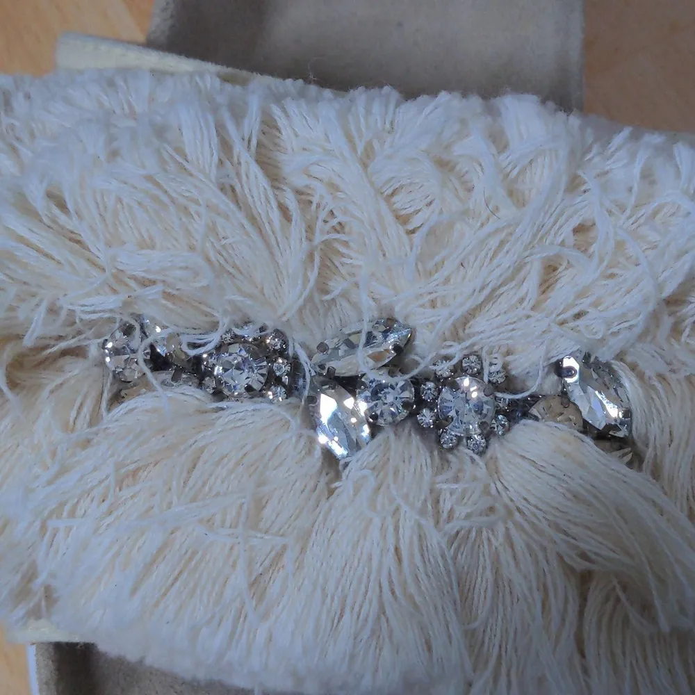 Exe Slides Sandals Beige Rhinestone Flat Heel Platform Slip On Fluffy 39 8.5 Tan - Image 2