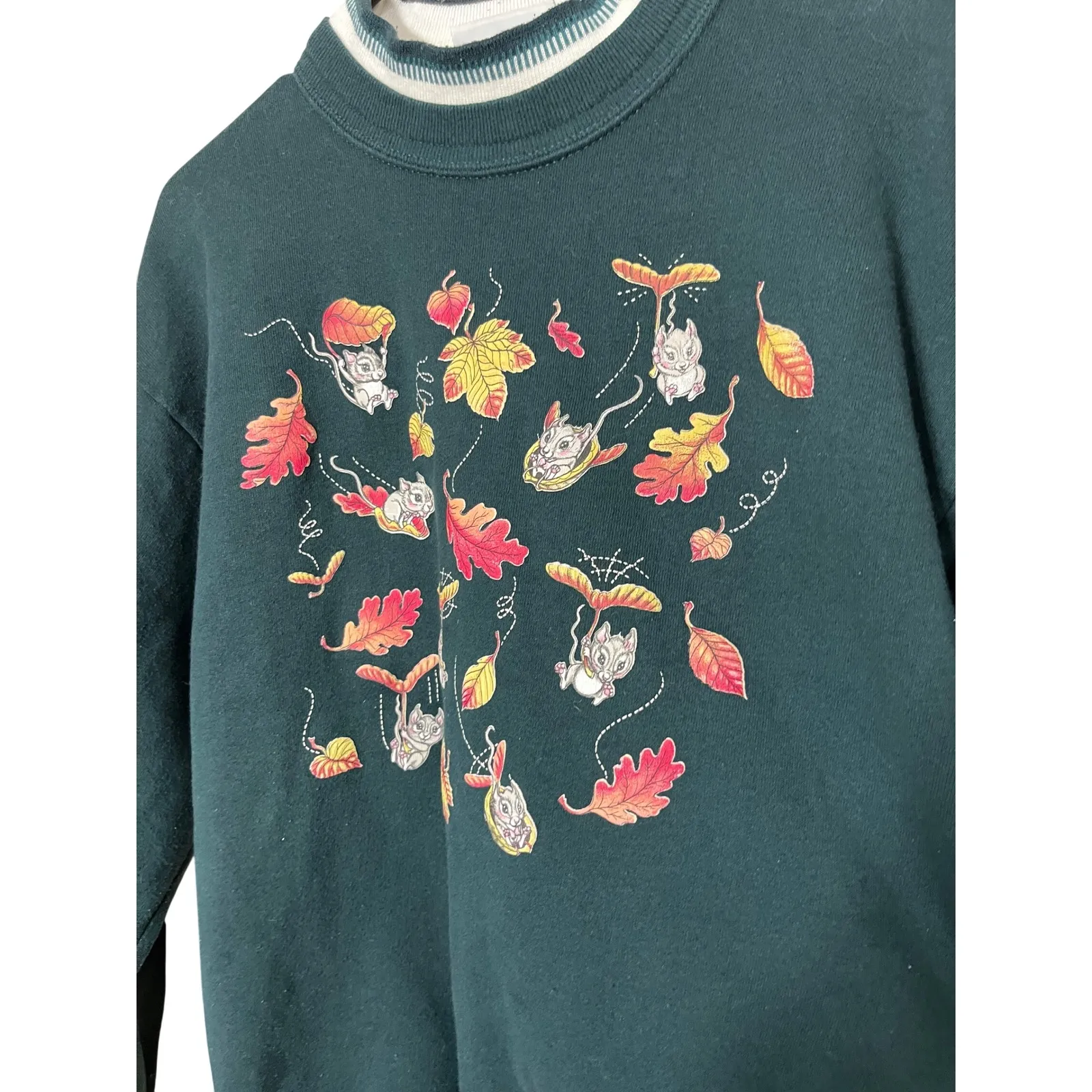 Vintage Morning Sun Forest Green Crewneck Sweatshirt Mouse Leaf Print M Size M - Image 3