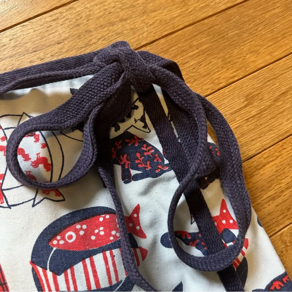 Vintage Novelty Fish Cat Print Adjustable Wrap Skirt Womens Navy Red White - Image 3