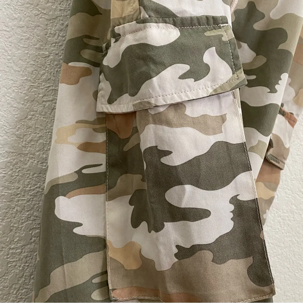 Universal Threads UNIVERSAL THREAD 100% Lyocell Camo Camouflage Soft Cargo Pants Size 4 - Image 8