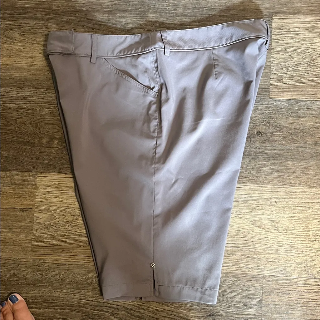 Callaway Women's Golf Shorts Gray Flat Front Polyester Slit Leg Size 16 - Image 9