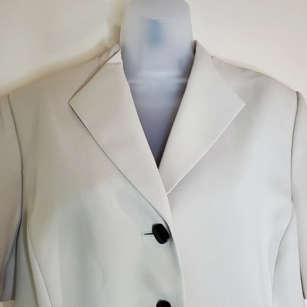 Le Suit Beige Short Sleeve Blazer Jacket 16 - Image 3