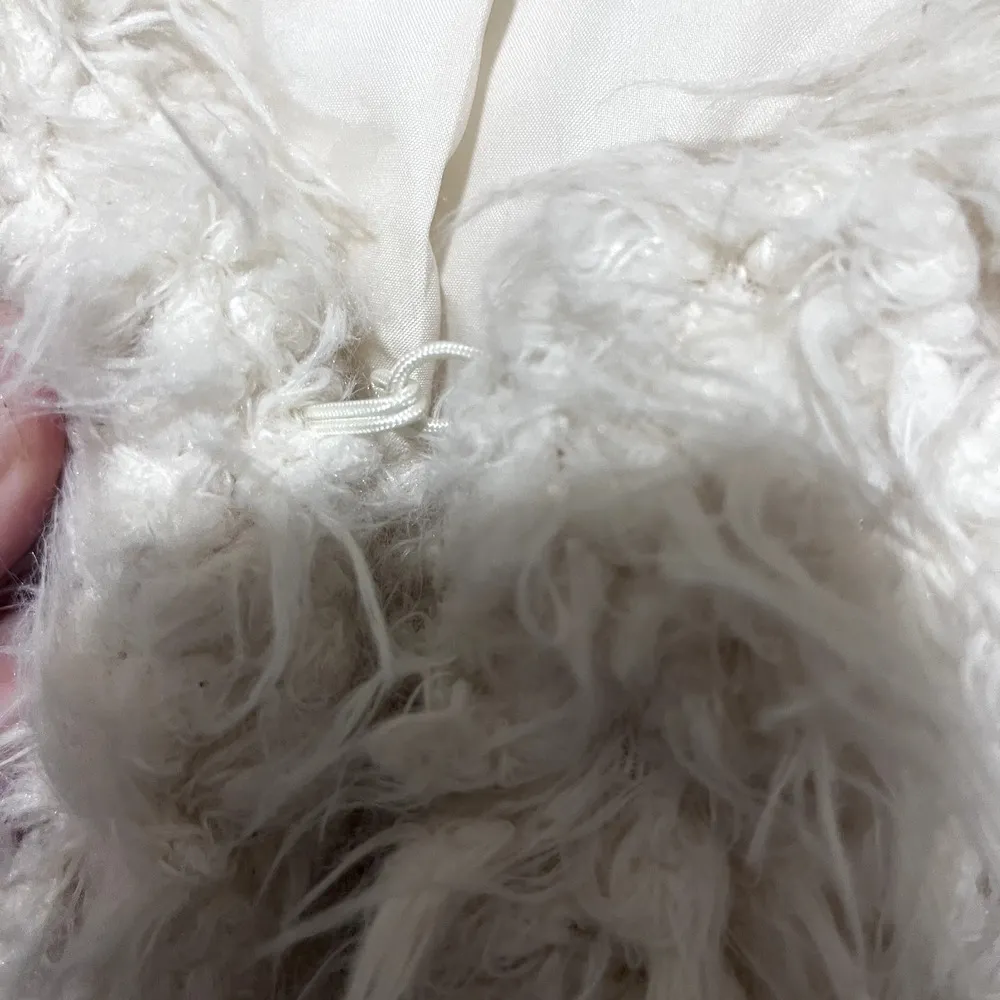 Two by Vince Camuto Womens Faux Fur Vest Size L Mob Wife Cream Ivory - Image 4