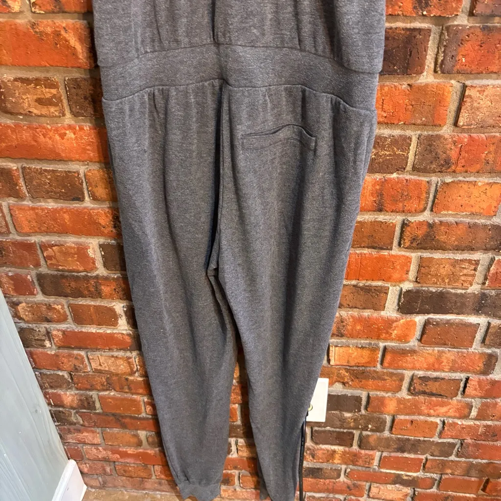 Juicy Couture womens sleeveless t-back jogger jumpsuit gray S - Image 6