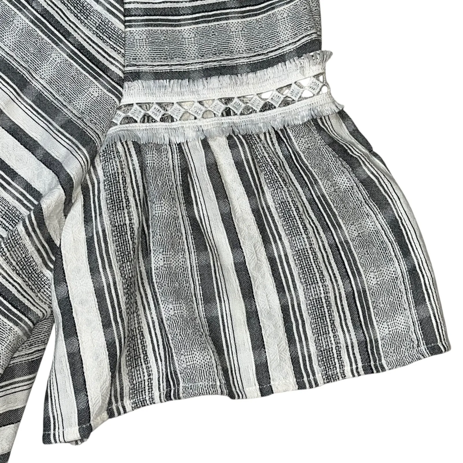 Vince Camuto Striped Tassel Top Crochet Trim Flared‎ Sleeve Blouse Size XL - Image 3