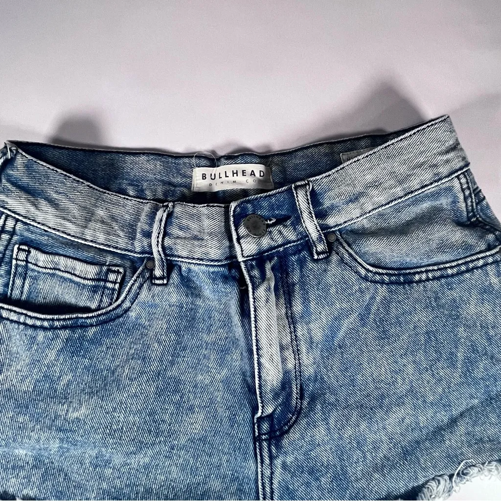 Bullhead Light Blue Distressed Jean Shorts Size 26 - Image 2