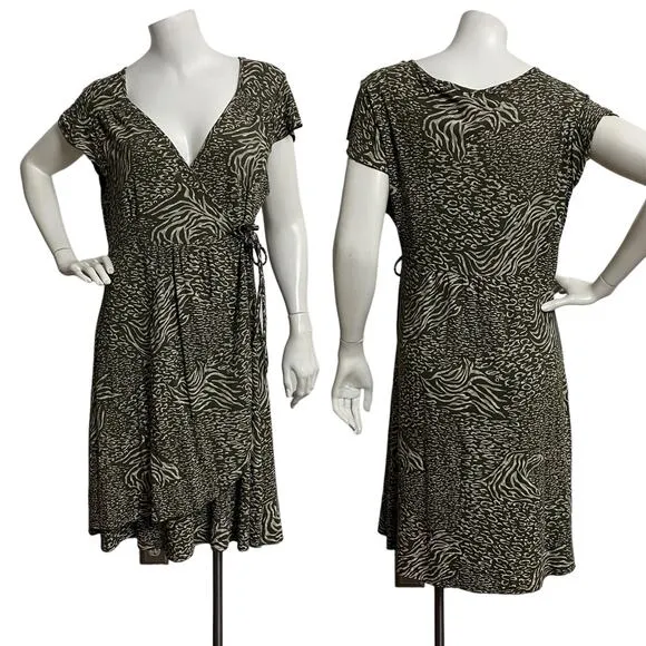 Fresh Produce Black Olive Green Women's Wrap Dress Zebra Print Size XL - Image 2