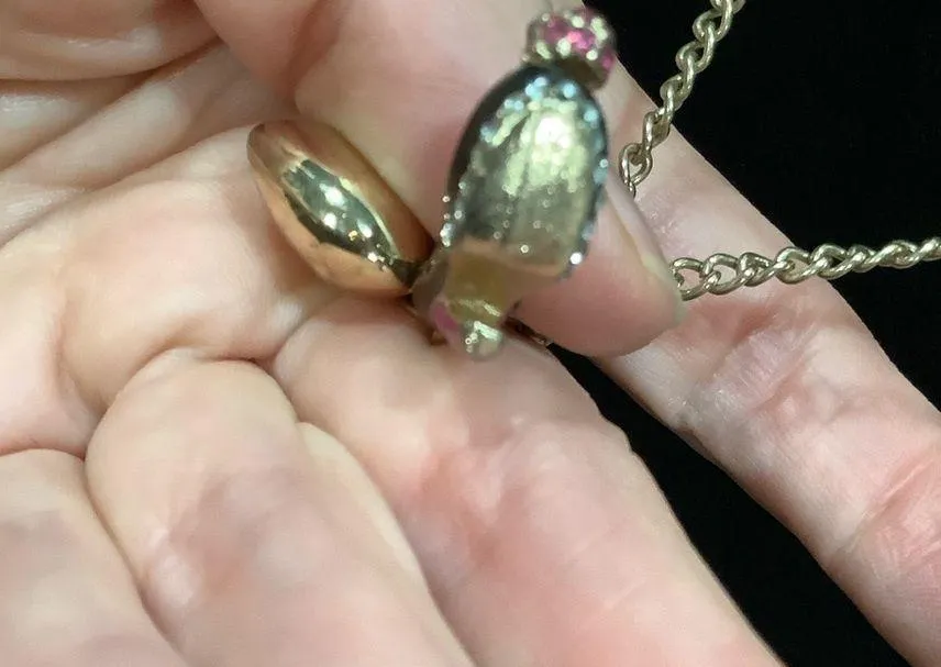 NWT BETSEY JOHNSON SHOE AND HEART NECKLACE - Image 4