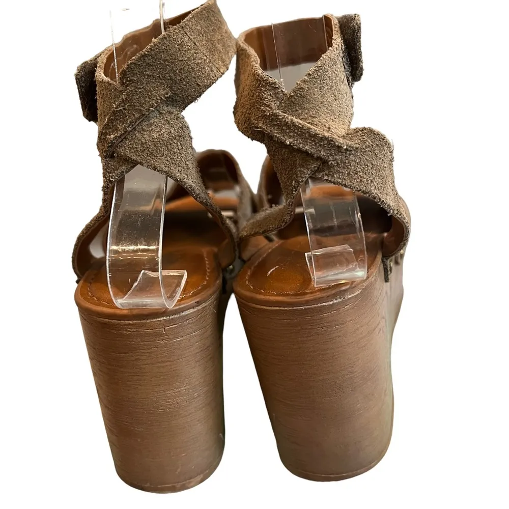 FRANCO SARTO Juliette Green Suede Studded Platform Wedge - Image 10