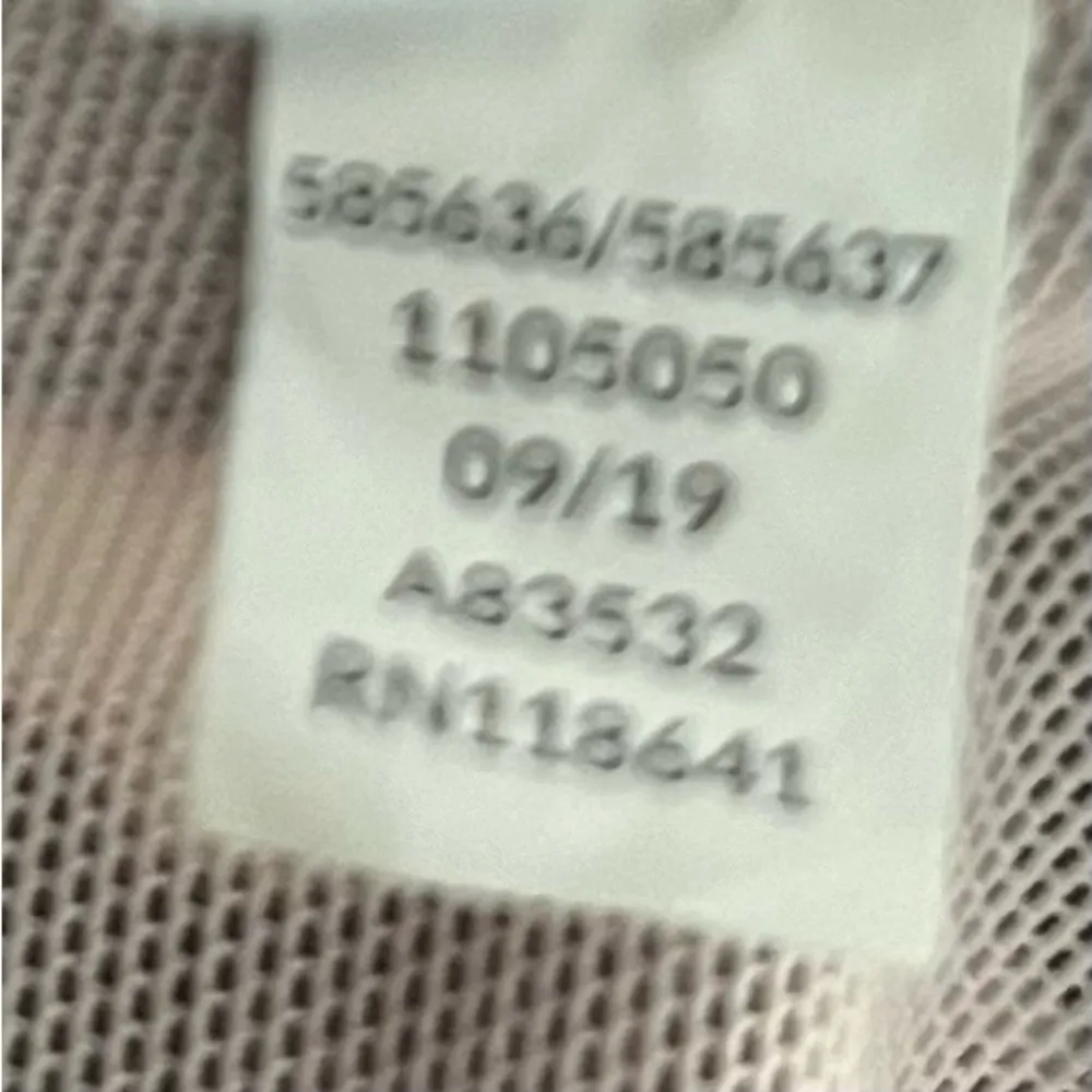 Balconette lace trimmed plus size bra, size 44DD. There are wide straps. - Image 4