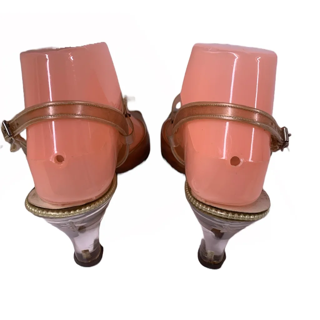 VINTAGE 1950'S SAKS FIFTH AVENUE FENTON LAST PLASTIC LUCITE BEADED HEELS (6) - Image 7