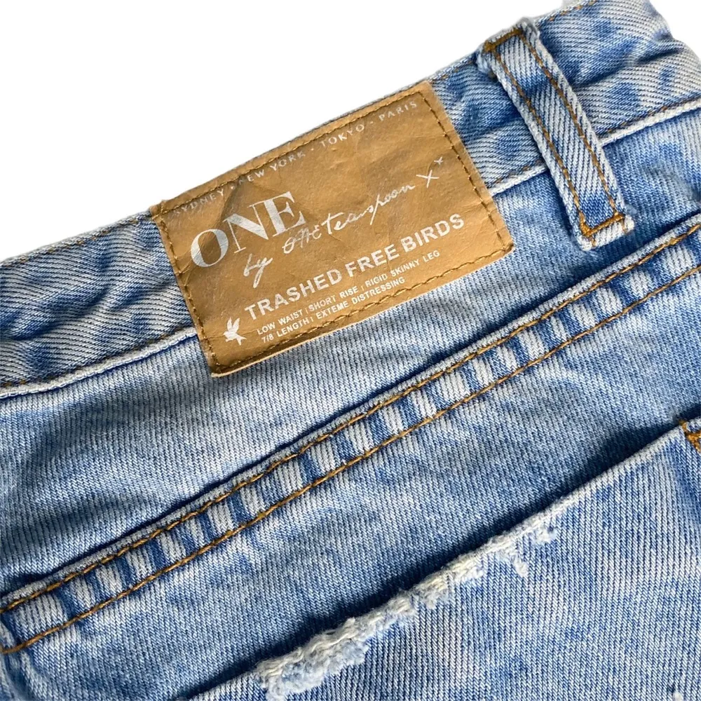 Rare: new Hailey Bieber’s  ☻︎ Patch Trashed Freebirds Jeans ☻︎ Rips - Image 12