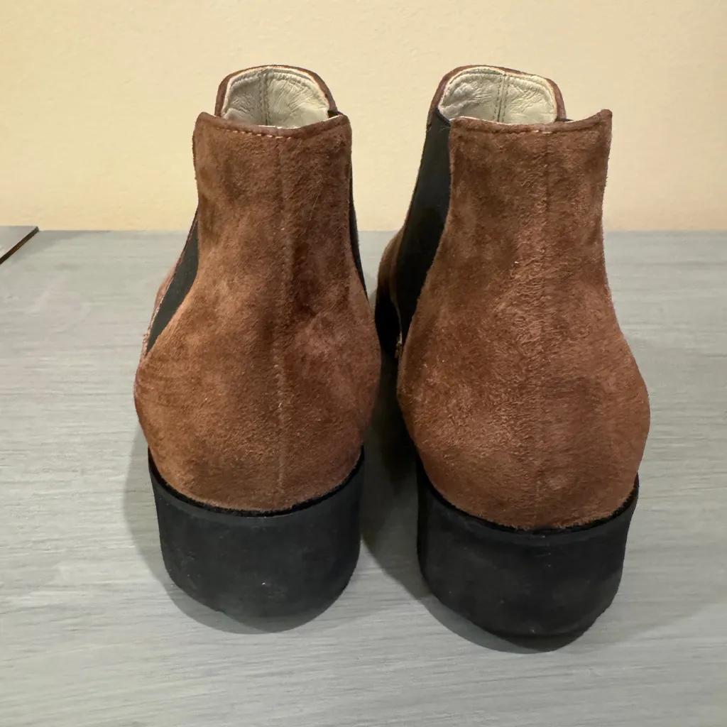 Amalfi by Rangoni Women’s Enrico Chelsea‎ Boots Brown Size 9M - Image 2