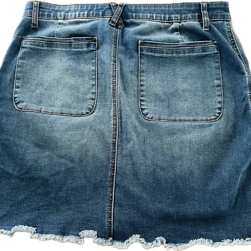 Democracy  Ab solution denim mini  skirt Sz 12 - Image 8