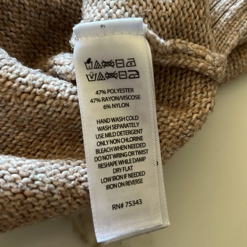 Rachel Zoe womens V Neck Sweater  Beige Cafe Au Lait Exposed Seam Pullov… - Image 4