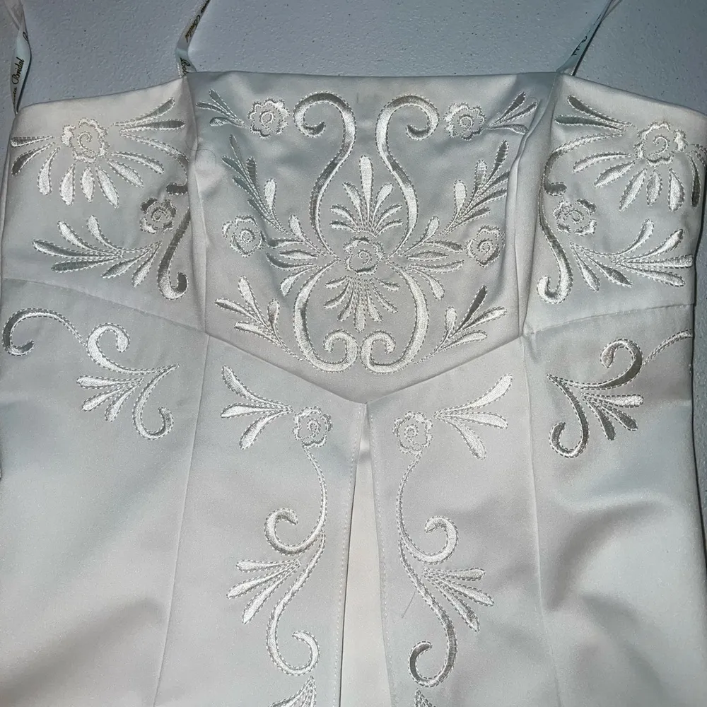 Beautiful *New* Vintage 90s Roberta Bridal Empire Waist Wedding Gown! White Size 6 - Image 8