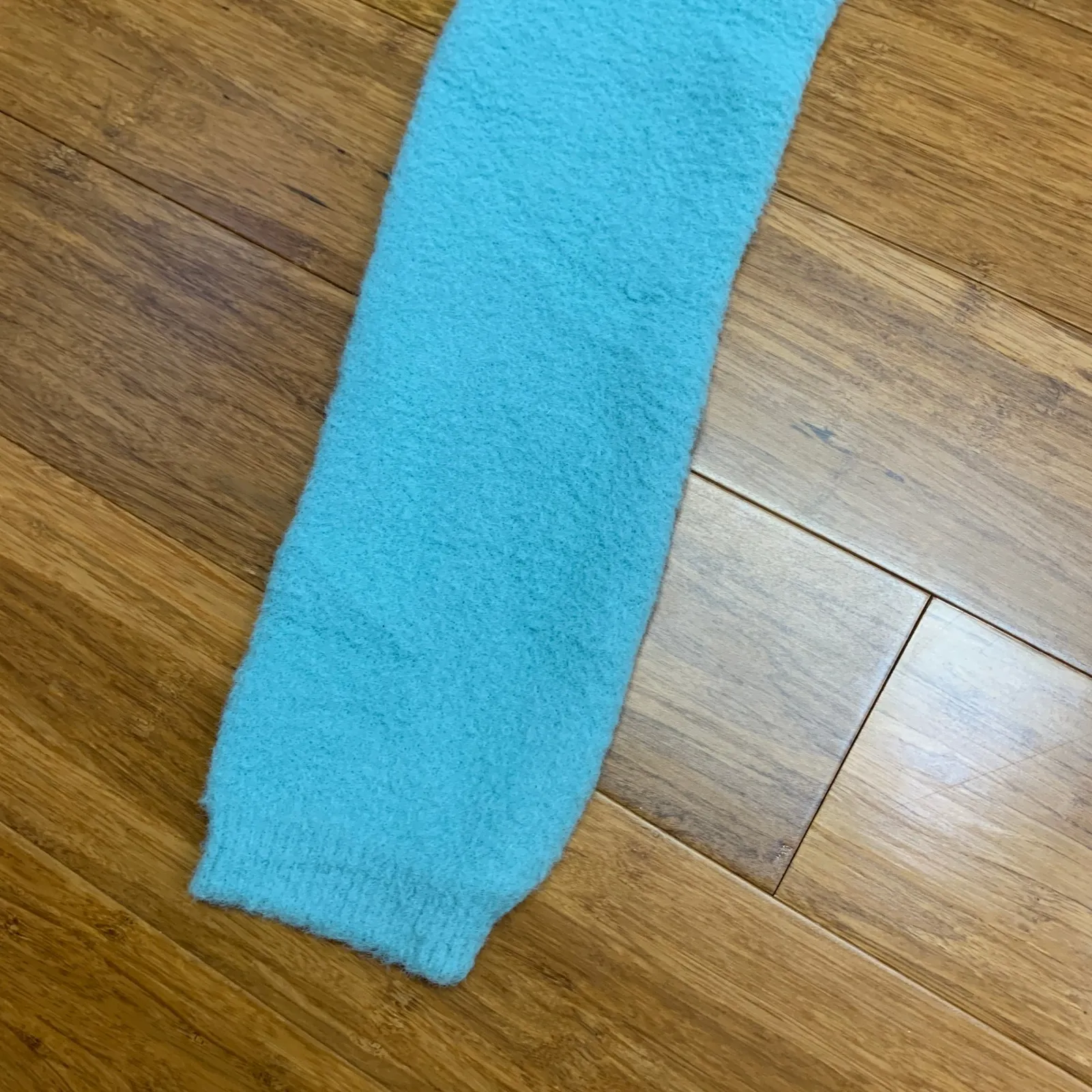 ZARA Teal Blue Fuzzy Cropped‎ Sweater Long Sleeve Crew Neck Super Cropped Medium - Image 3