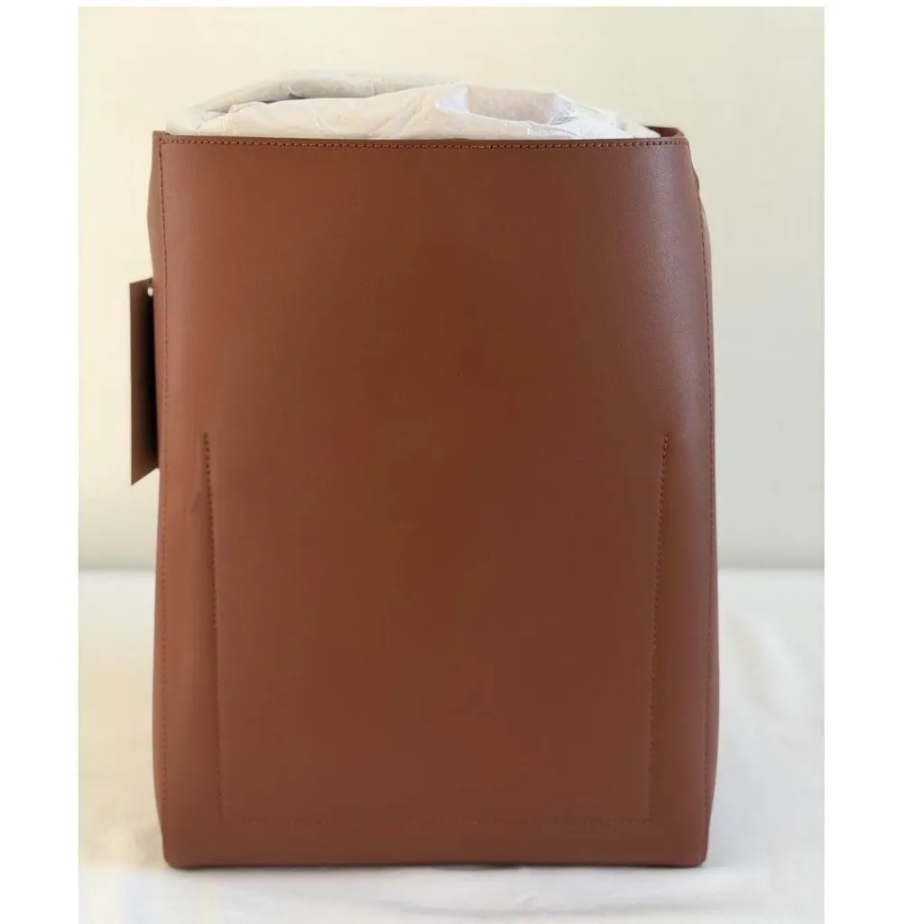 Everlane  The Studio Bag in Cognac - Image 9