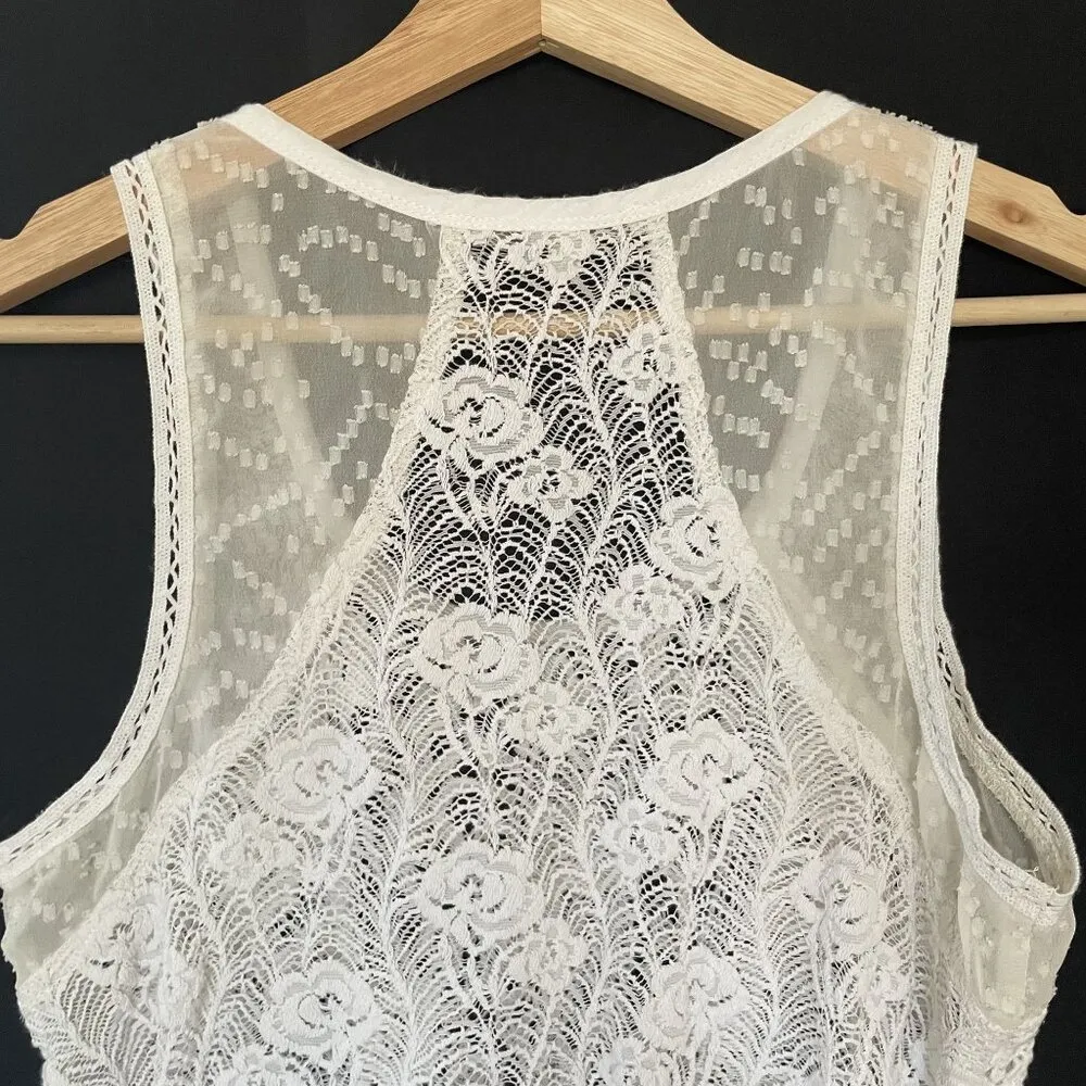 Miss Me Womens White Lace Sleeveless Tank Top M sheer summer top casual floral - Image 7