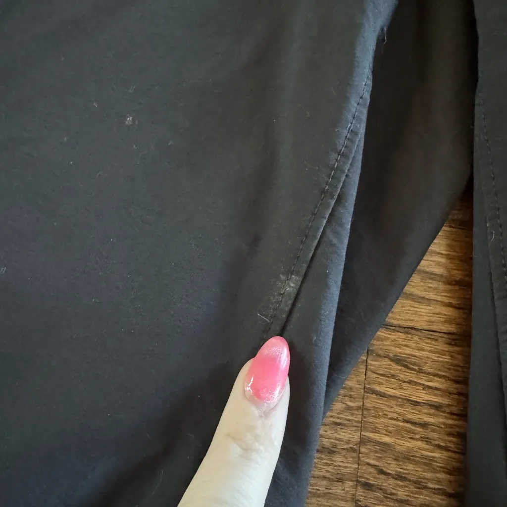 Patagonia Women’s Dirt Craft 11” Bike Shorts Black Adjustable Waist Breathable - Image 2