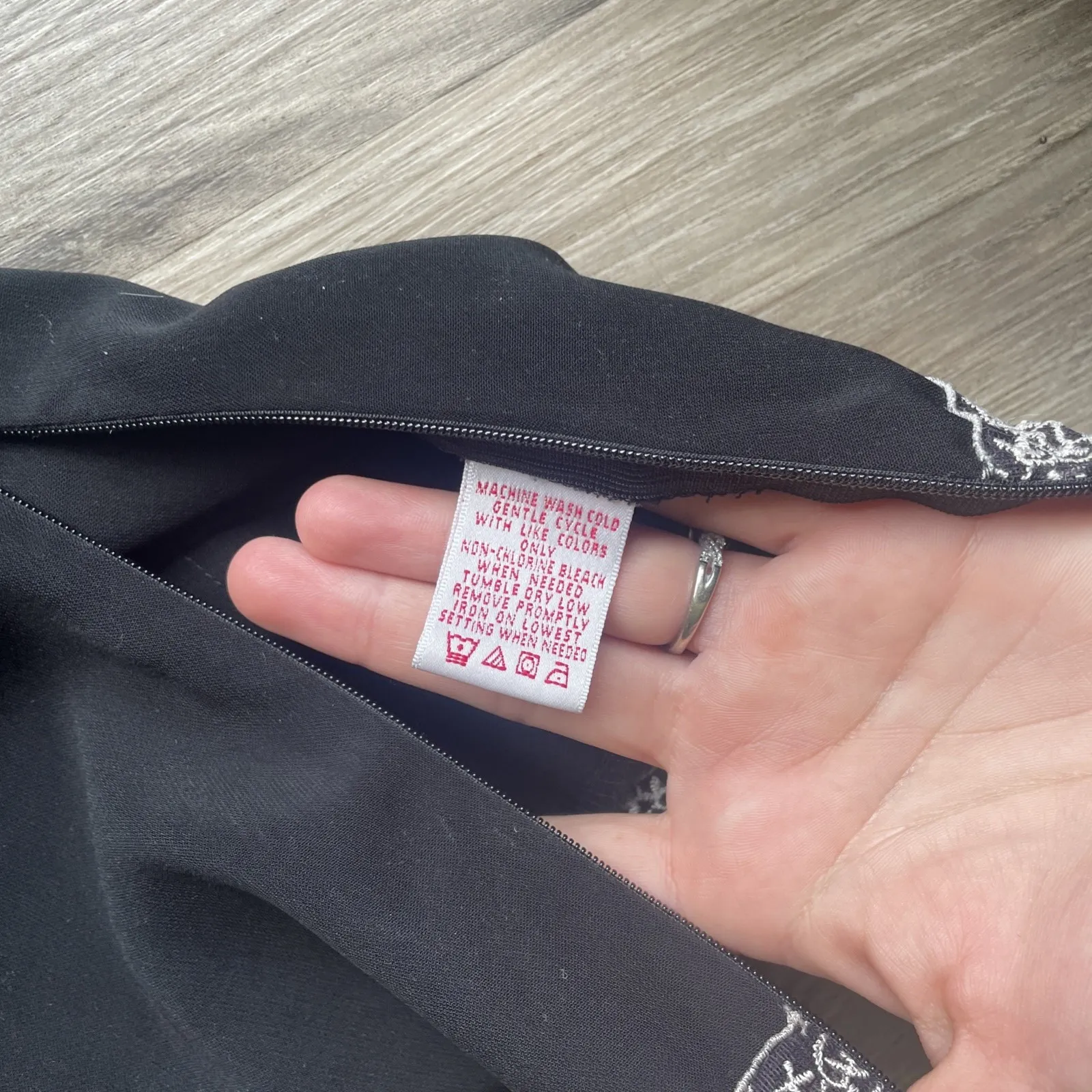 Vintage Nine West‎ Black Lace trim Babydoll Tank Top adjustable strap Sz 10 Goth - Image 4