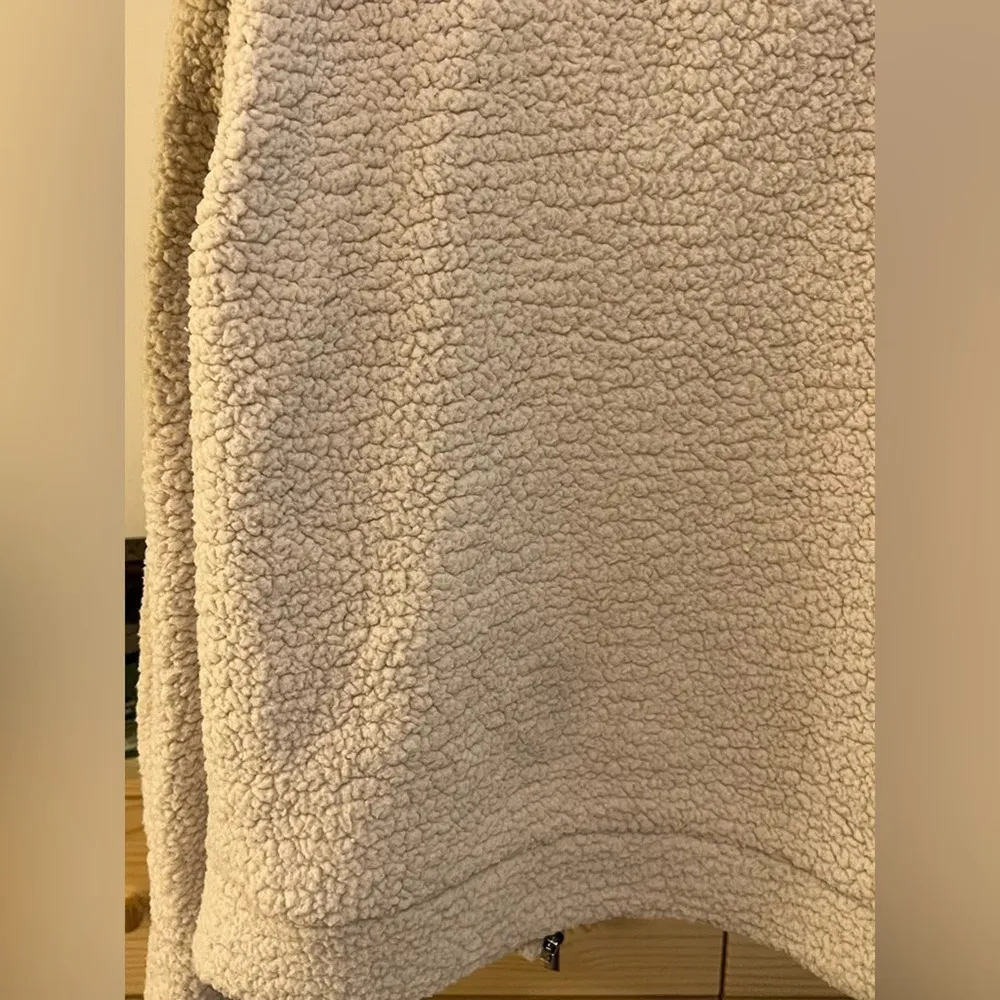 Express Sherpa Soft Fleece Jacket Beige Small NEW - Image 12