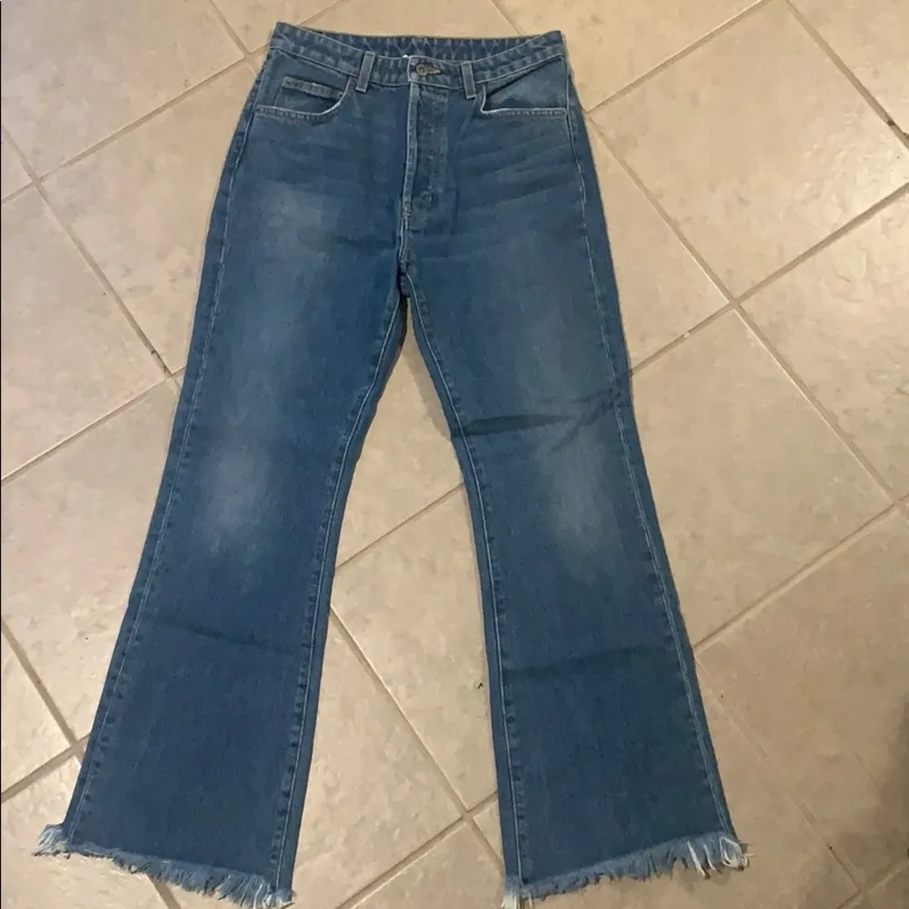 LF NWT CARMAR  JEANS - Image 3