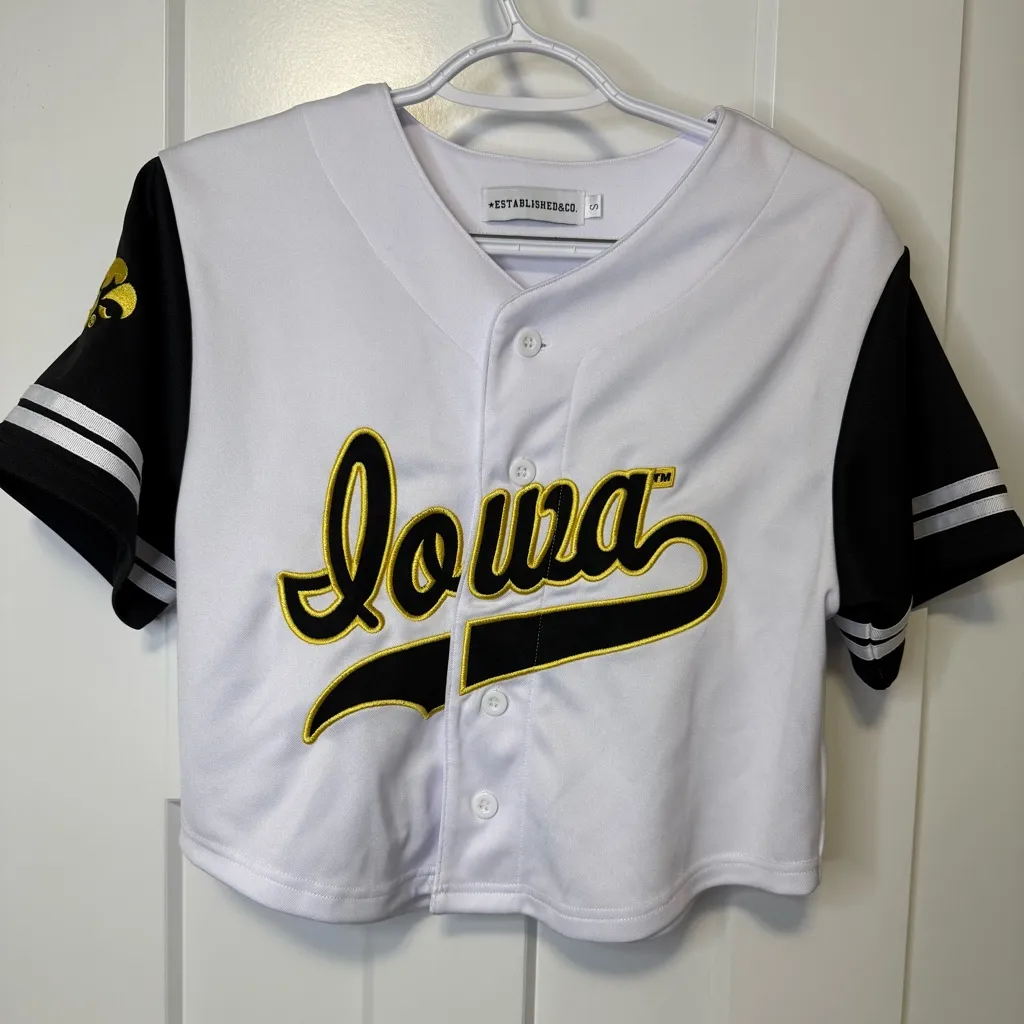 Established Co University Of Iowa Cropped Baseball Crop Jersey Size Small White - Image 4
