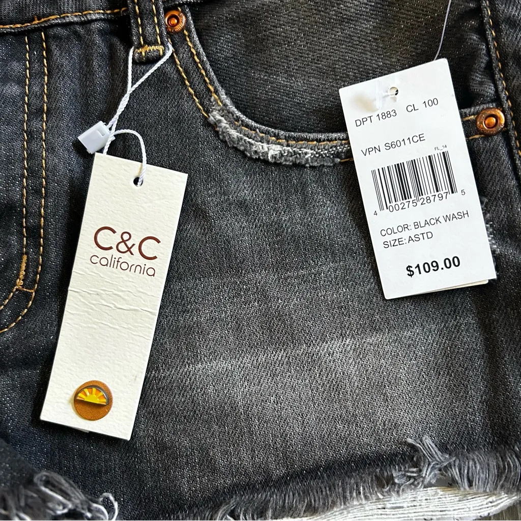 C&C California Women's Signature Low Rise  Distressed Black Jean Shorts Size 25 - Image 2