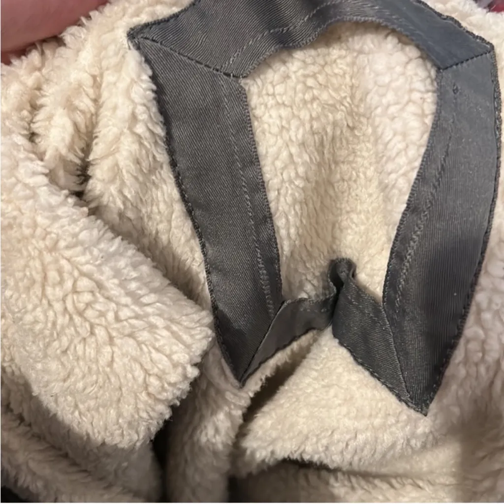 Vintage Abercrombie & Fitch Green
Utility Jacket 2 in 1 Vest Sherpa Lined - Image 5